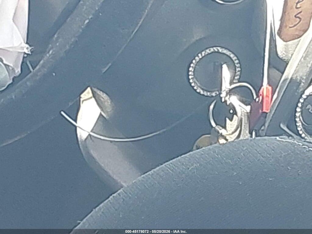 3N1CE2CP6EL383880 2014 NISSAN VERSA NOTE photo no. 11