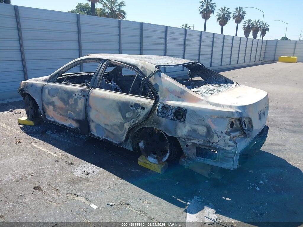 4T1BF3EK3AU517432 2010 TOYOTA CAMRY photo no. 3