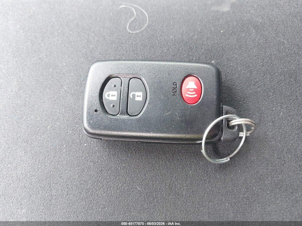 JTDZN3EU0EJ009160 2014 TOYOTA PRIUS V photo no. 11