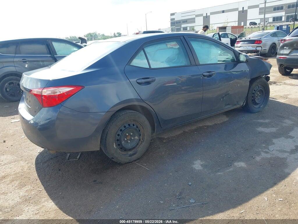 5YFBURHE7HP708524 2017 TOYOTA COROLLA photo no. 4