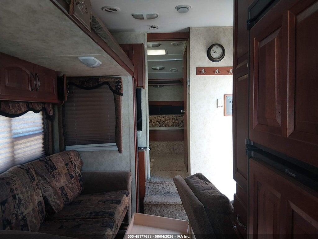 4YDF27821AC507134 2010 KEYSTONE RV OTHER photo no. 5