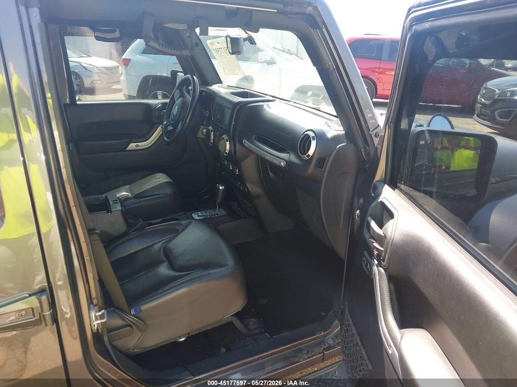 1C4BJWEG6HL745909 2017 JEEP WRANGLER UNLIMITED photo no. 5