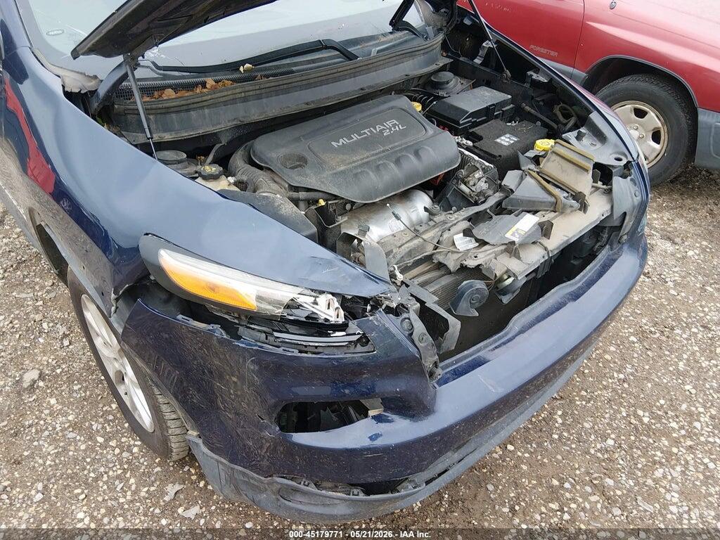 1C4PJLCB3GW159824 2016 JEEP CHEROKEE photo no. 6