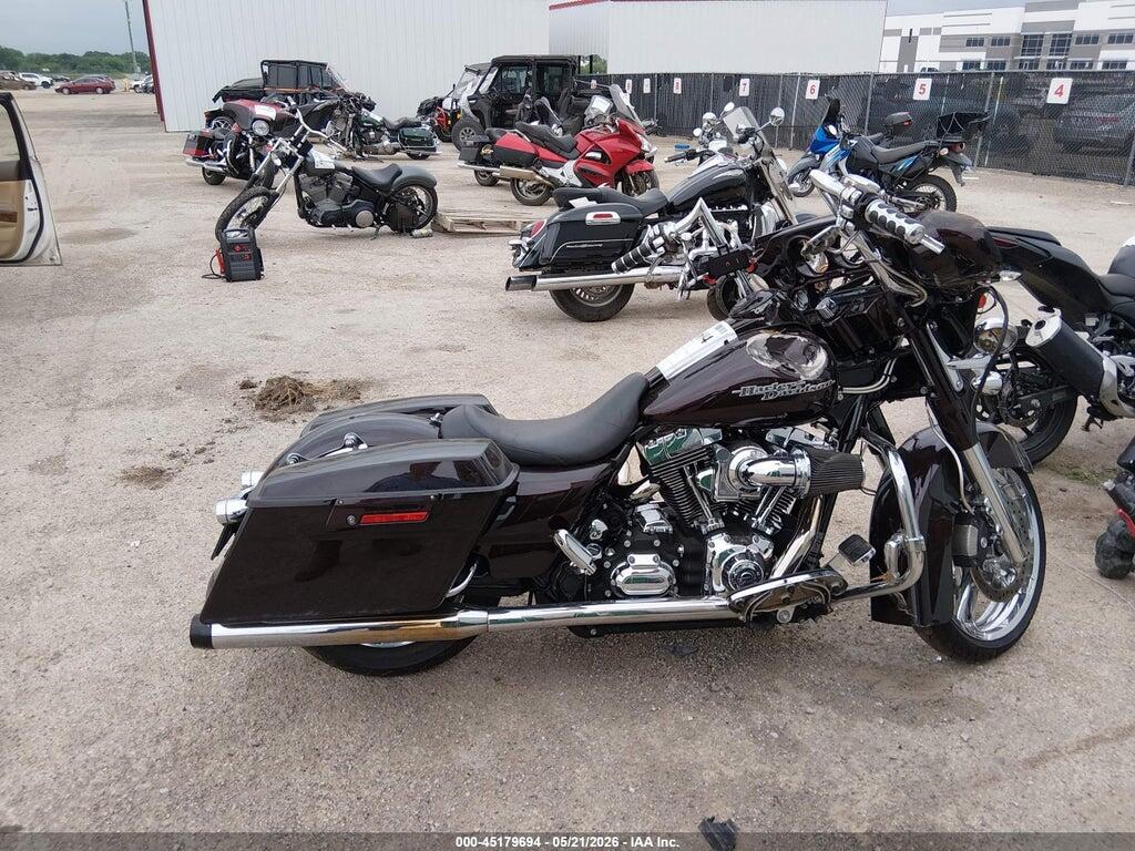 1HD1KBM16BB669179 2011 HARLEY-DAVIDSON FLHX photo no. 12