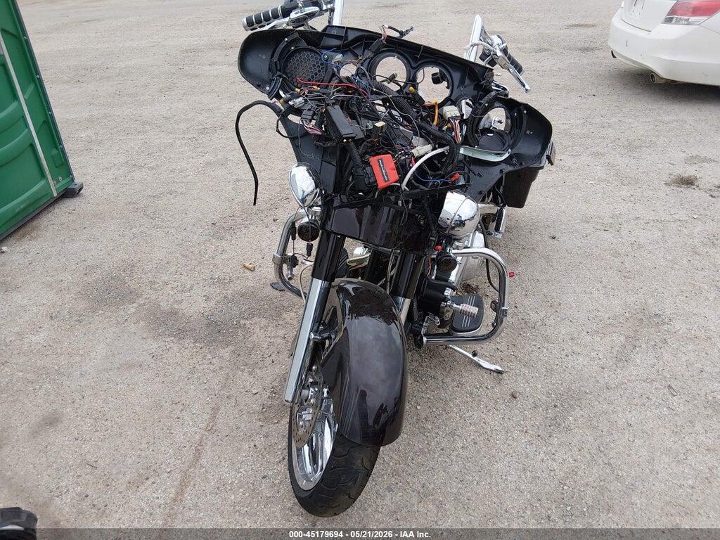 1HD1KBM16BB669179 2011 HARLEY-DAVIDSON FLHX photo no. 5