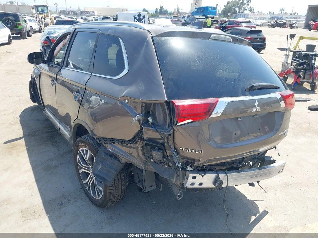JA4AD3A34HZ034608 2017 MITSUBISHI OUTLANDER photo no. 3
