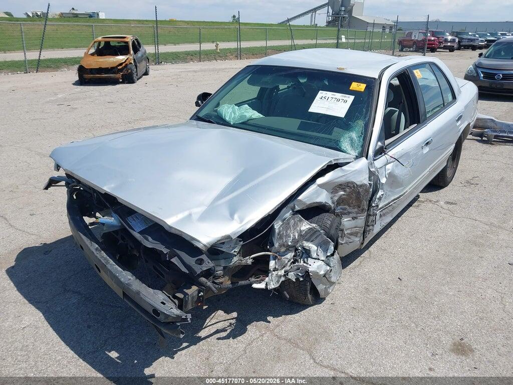 2MEFM74W3YX708664 2000 MERCURY GRAND MARQUIS photo no. 2