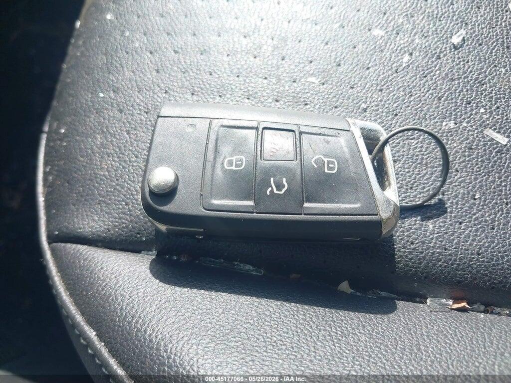 3VV3B7AX8MM067798 2021 VOLKSWAGEN TIGUAN photo no. 11