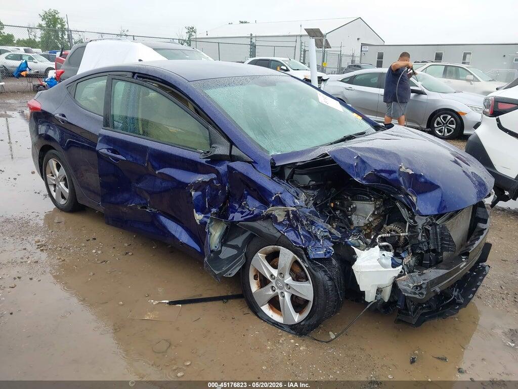 5NPDH4AE3DH392329 2013 HYUNDAI ELANTRA photo no. 1