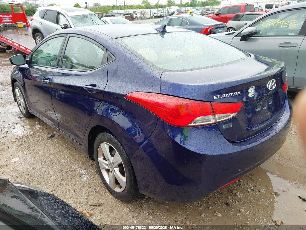 5NPDH4AE3DH392329 2013 HYUNDAI ELANTRA photo no. 3
