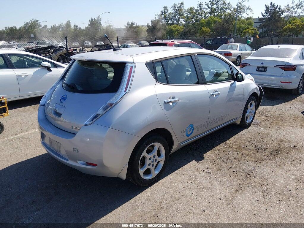 1N4AZ0CP7DC404510 2013 NISSAN LEAF photo no. 4