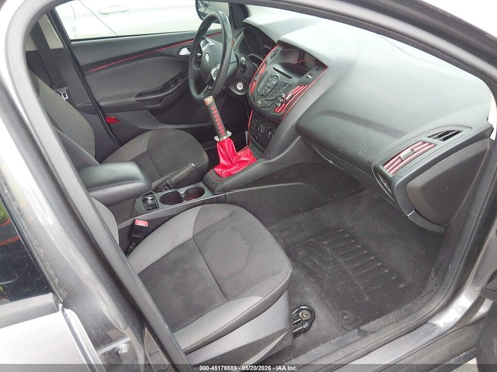 1FADP3K27DL189804 2013 FORD FOCUS photo no. 5
