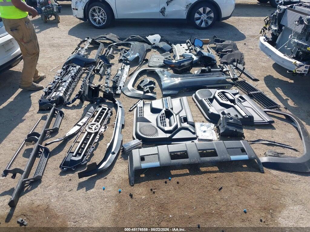 JTEVA5BR5S5042872 2025 TOYOTA 4RUNNER photo no. 12
