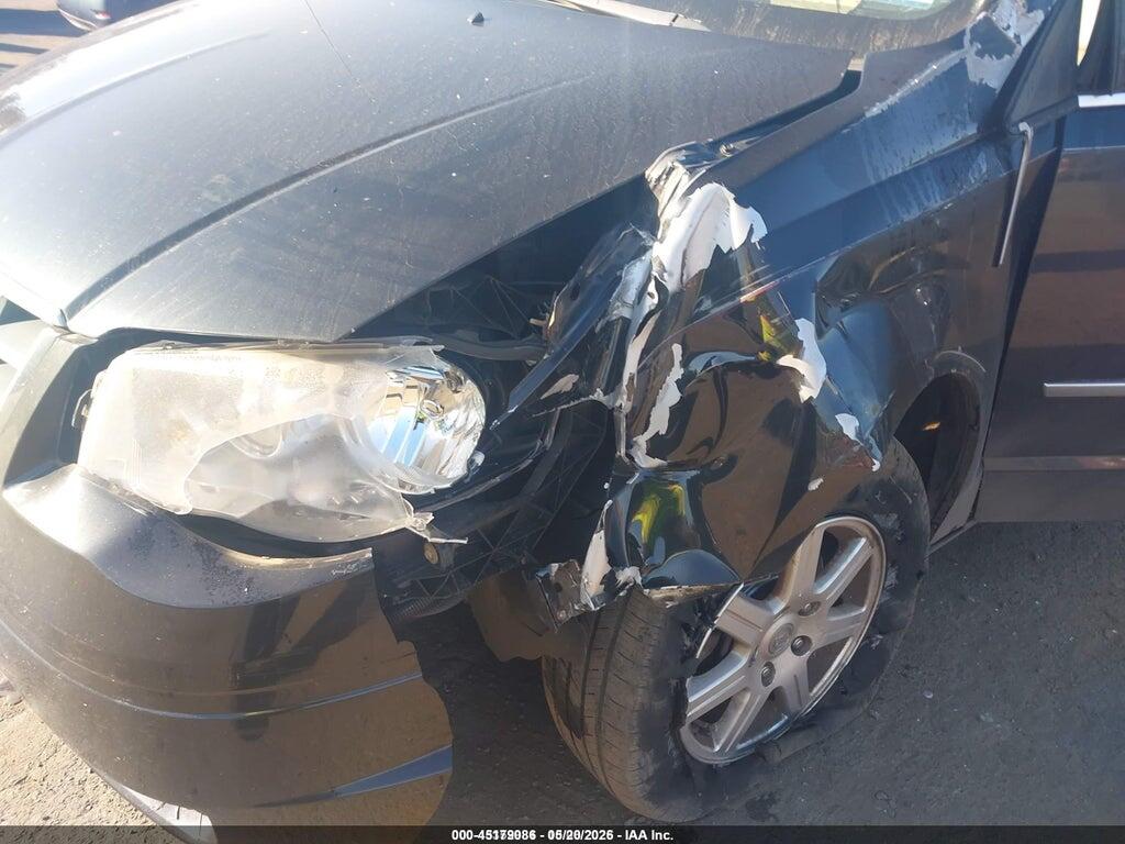 2A4RR8D1XAR381016 2010 CHRYSLER TOWN & COUNTRY photo no. 6