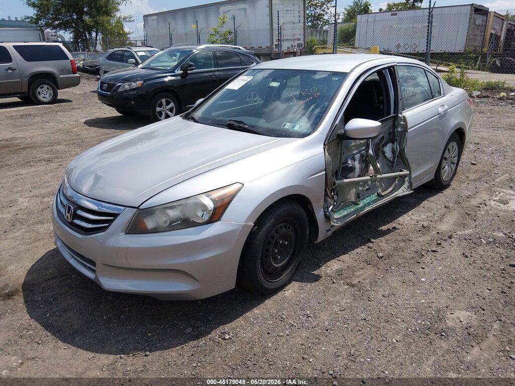 1HGCP2F39CA132616 2012 HONDA ACCORD photo no. 2