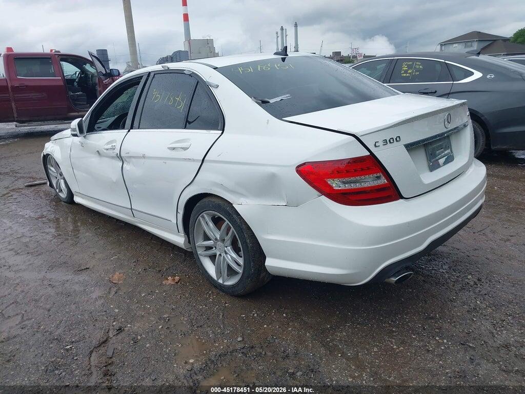 WDDGF8AB3DR266244 2013 MERCEDES-BENZ C 300 photo no. 3