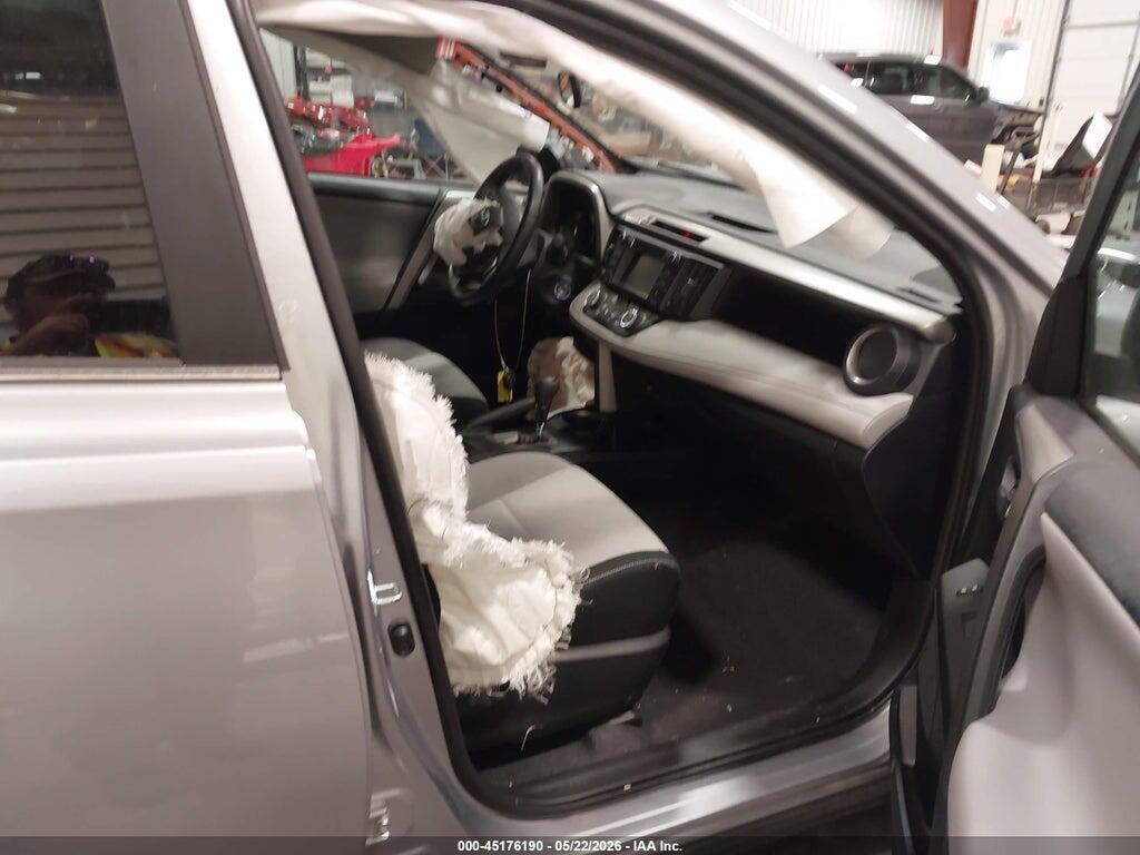 2T3RFREV2GW539207 2016 TOYOTA RAV4 photo no. 5