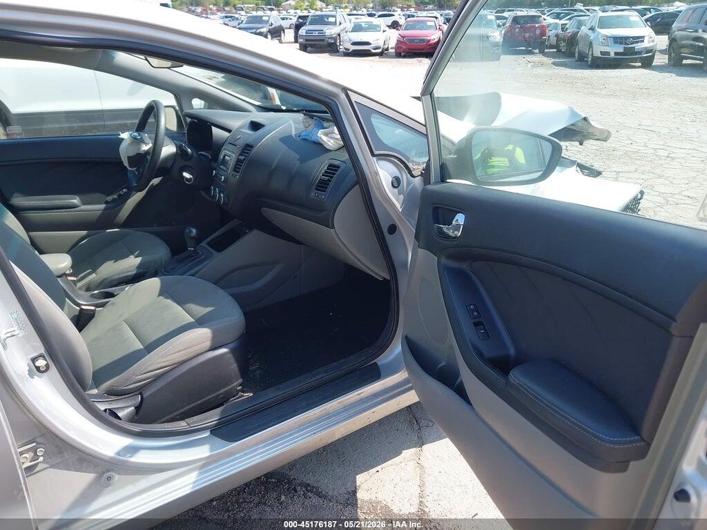 KNAFK4A66G5573784 2016 KIA FORTE photo no. 5