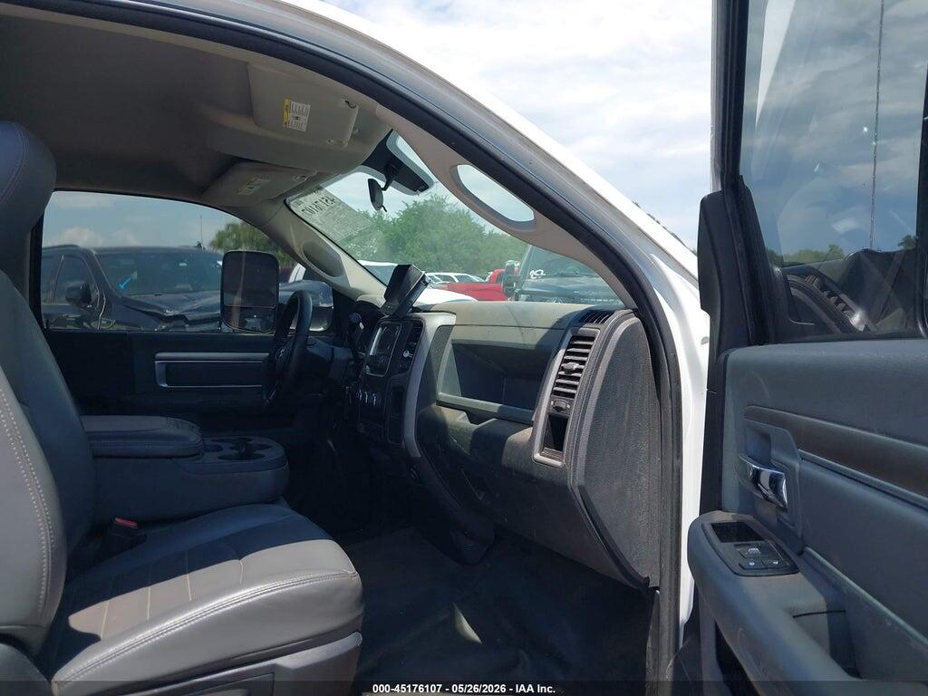3C7WRSBL0EG241985 2014 RAM 3500 CHASSIS photo no. 6