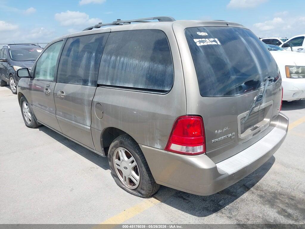 2FMZA52244BA63313 2004 FORD FREESTAR photo no. 3