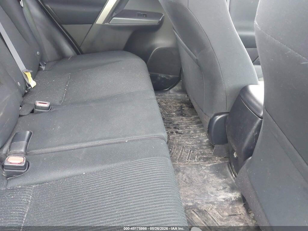 JTMBFREV2JJ221658 2018 TOYOTA RAV4 photo no. 8