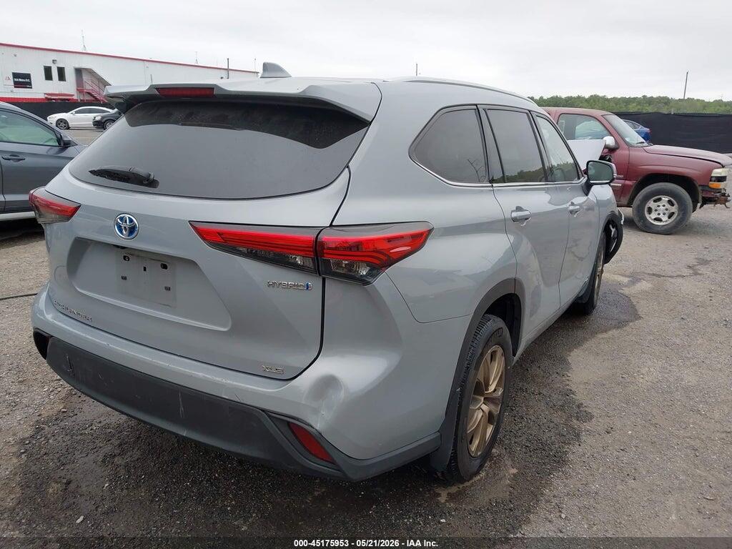 5TDABRCH3NS541083 2022 TOYOTA HIGHLANDER photo no. 4