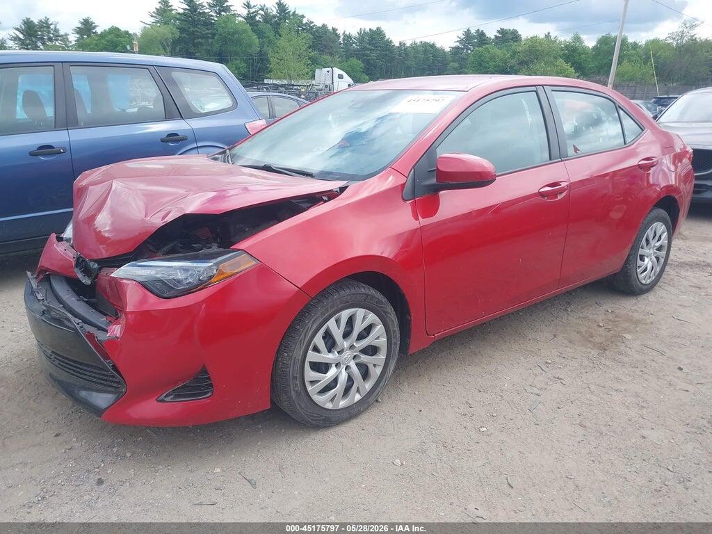 2T1BURHE5HC957338 2017 TOYOTA COROLLA photo no. 2