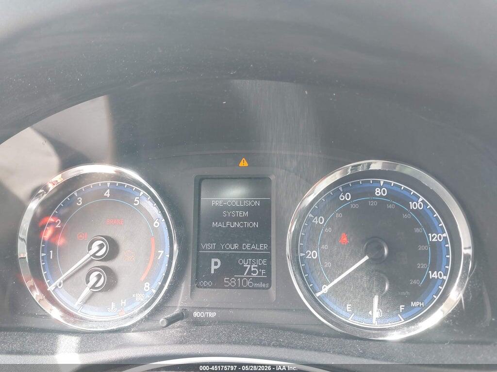2T1BURHE5HC957338 2017 TOYOTA COROLLA photo no. 7