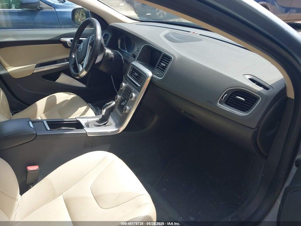 LYV402HK8HB136989 2017 VOLVO S60 INSCRIPTION photo no. 5