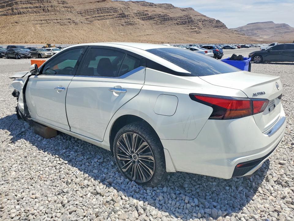 2023 NISSAN ALTIMA SL — Фото 2 из 13