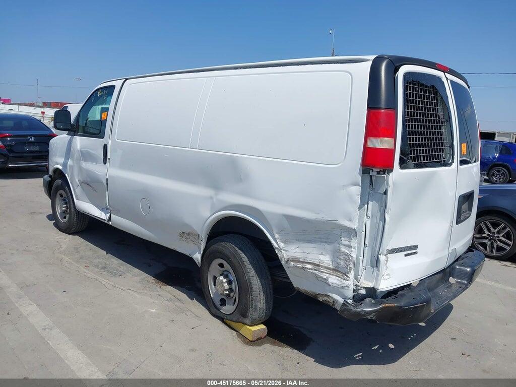 1GCWGFCA5C1192818 2012 CHEVROLET EXPRESS 2500 photo no. 3
