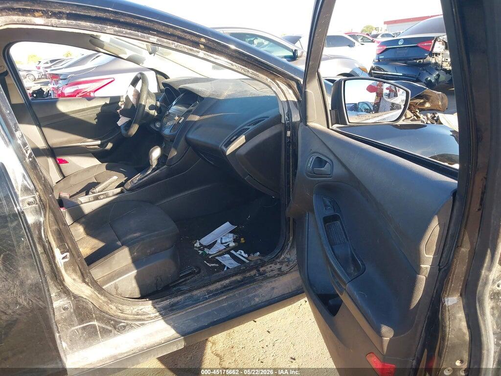 1FADP3E2XJL260792 2018 FORD FOCUS photo no. 5