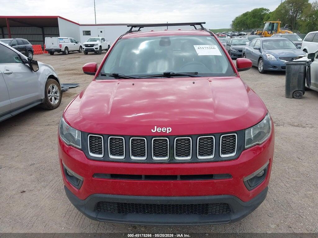 3C4NJDBB5JT252274 2018 JEEP COMPASS photo no. 12