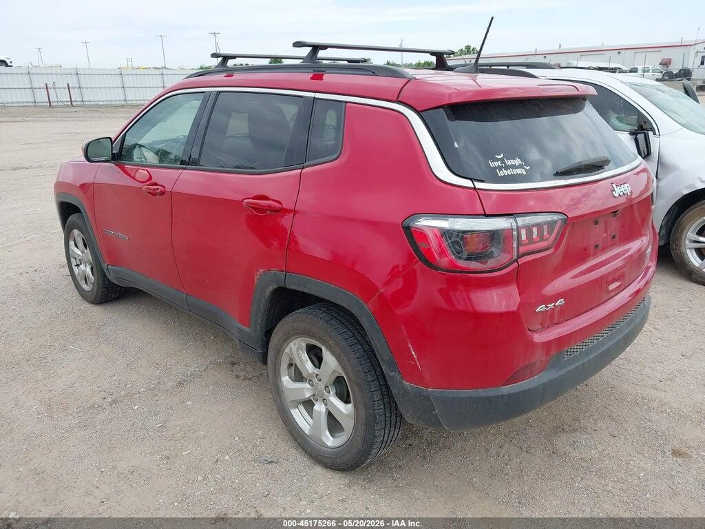 3C4NJDBB5JT252274 2018 JEEP COMPASS photo no. 3