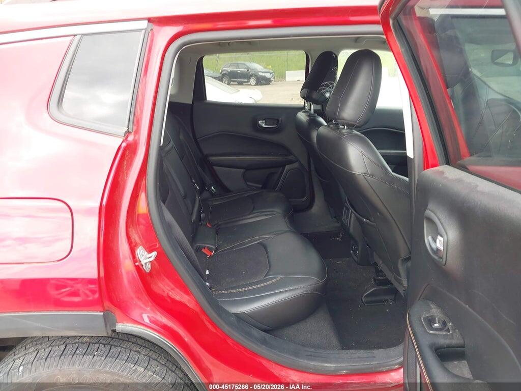 3C4NJDBB5JT252274 2018 JEEP COMPASS photo no. 8