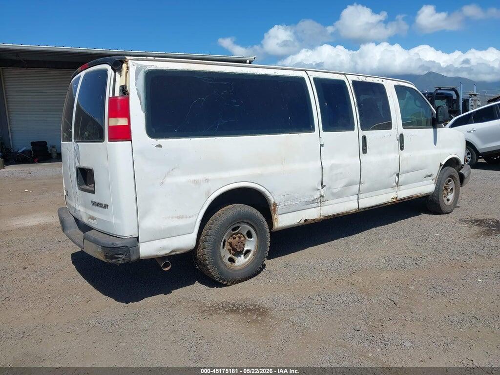 1GAHG39U751229341 2005 CHEVROLET EXPRESS photo no. 4