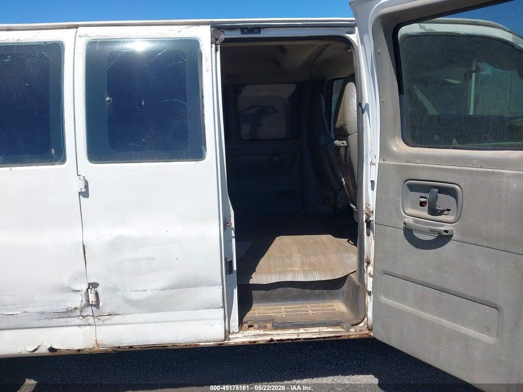 1GAHG39U751229341 2005 CHEVROLET EXPRESS photo no. 8
