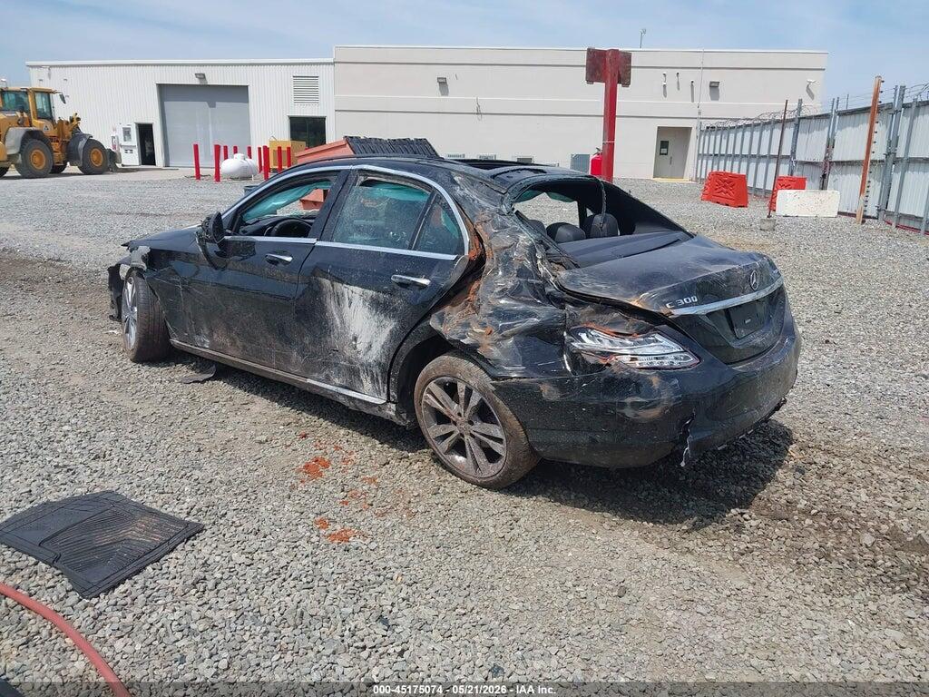 WDDWF4KB2JR407870 2018 MERCEDES-BENZ C 300 photo no. 3