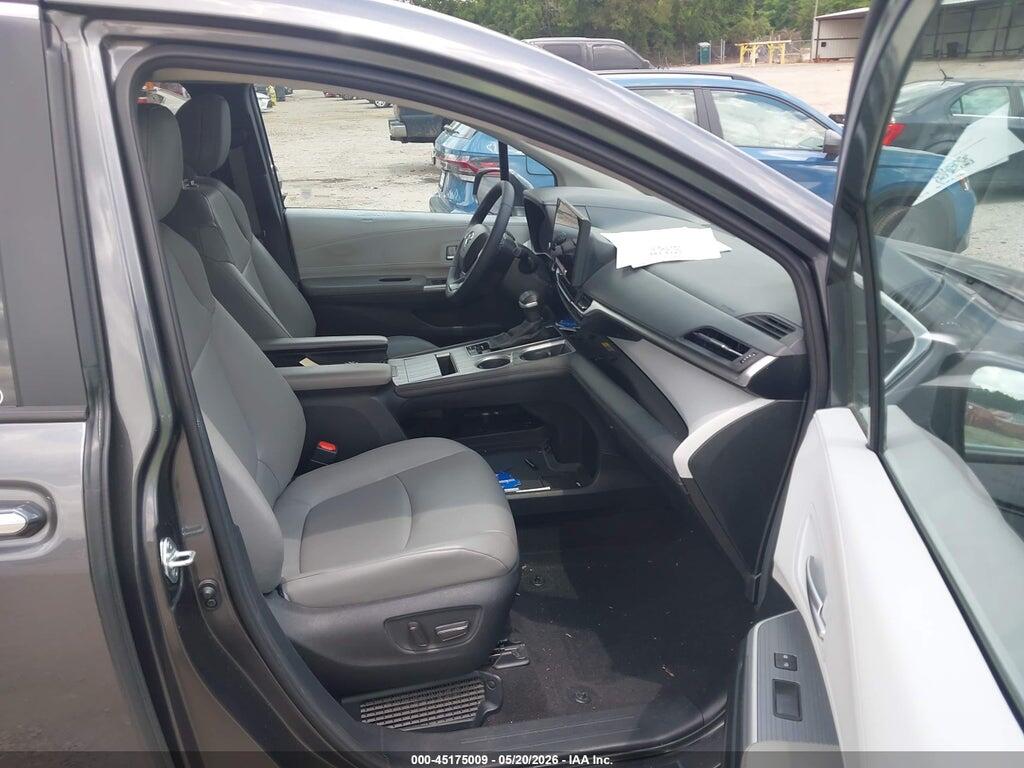 5TDYRKEC3SS225648 2025 TOYOTA SIENNA photo no. 5