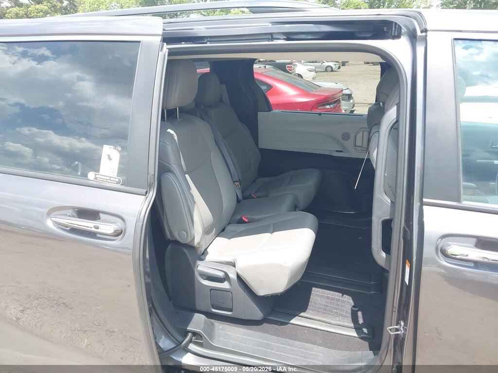 5TDYRKEC3SS225648 2025 TOYOTA SIENNA photo no. 8