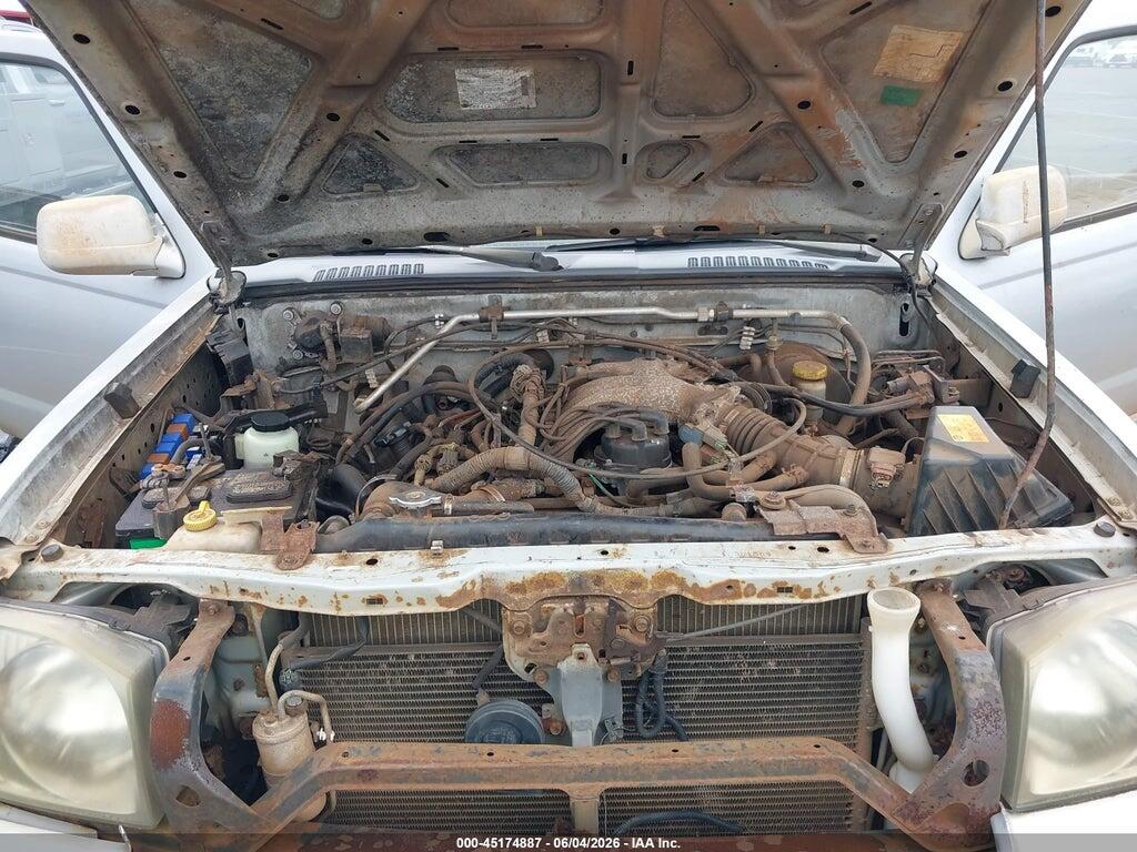 1N6ED27T21C361569 2001 NISSAN FRONTIER photo no. 10
