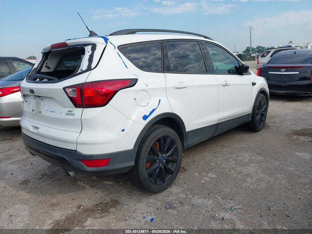 1FMCU0GD9KUC02305 2019 FORD ESCAPE photo no. 4