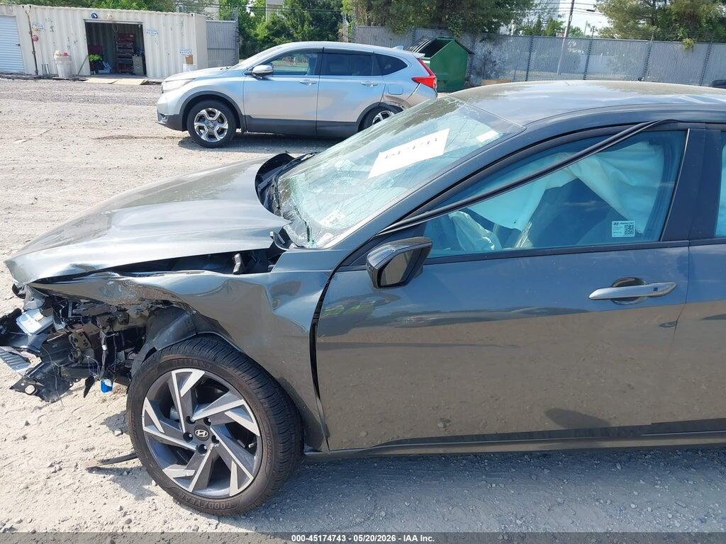 KMHLM4DG5SU972006 2025 HYUNDAI ELANTRA photo no. 12