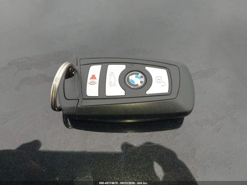 WBA3B9C56DF587047 2013 BMW 335I photo no. 11