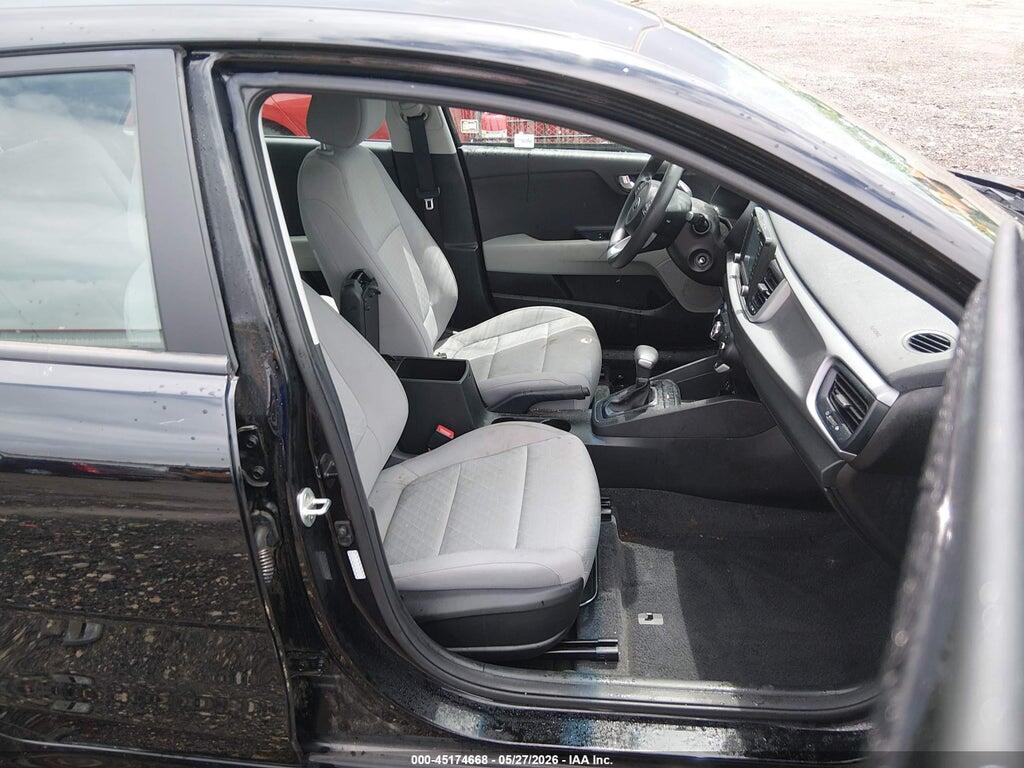 3KPA25AD9LE353149 2020 KIA RIO 5-DOOR photo no. 5