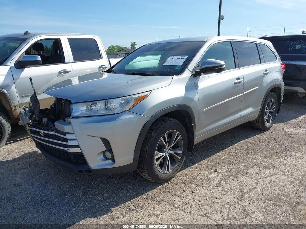 5TDBZRFH2JS829375 2018 TOYOTA HIGHLANDER photo no. 2