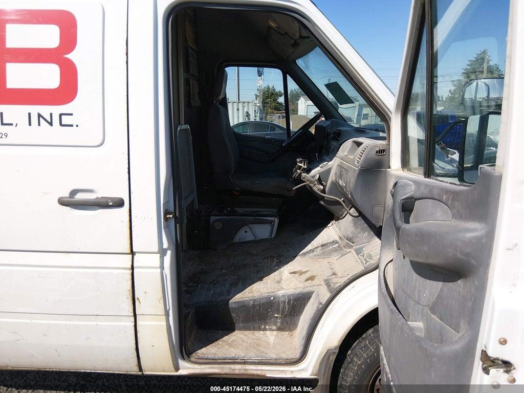 WD0PD744365954057 2006 DODGE SPRINTER VAN 2500 photo no. 5