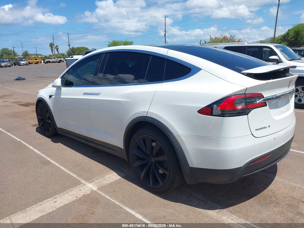 5YJXCBE22HF055218 2017 TESLA MODEL X photo no. 3