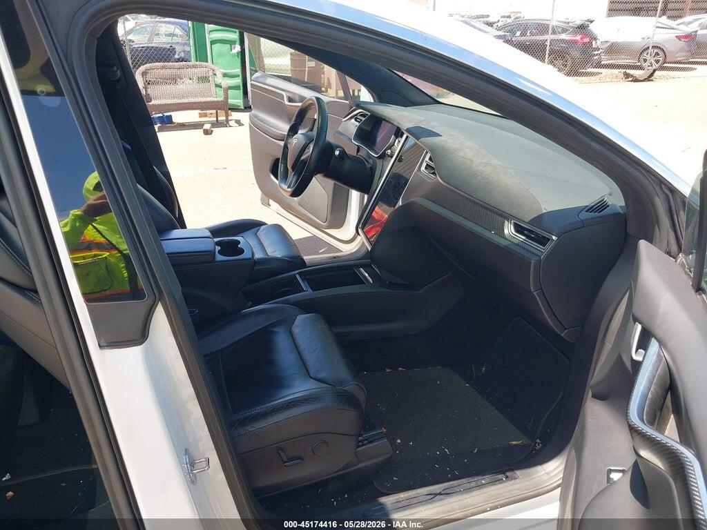 5YJXCBE22HF055218 2017 TESLA MODEL X photo no. 5
