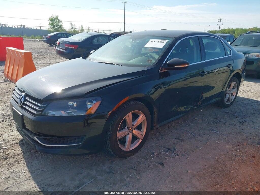 1VWBH7A33CC068764 2012 VOLKSWAGEN PASSAT photo no. 2